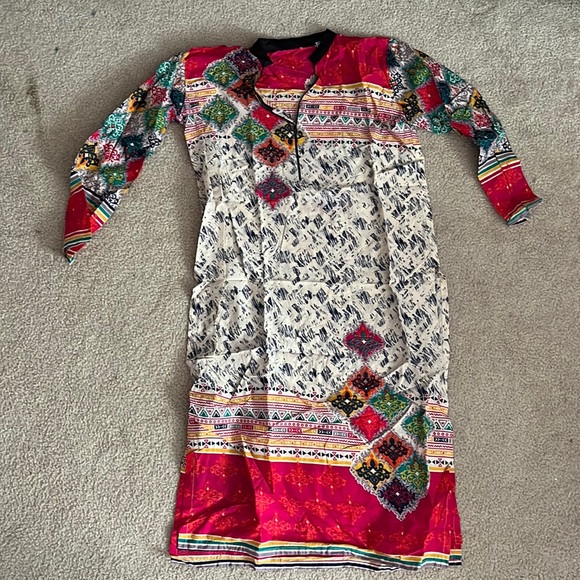 Kurta! - Picture 1 of 2